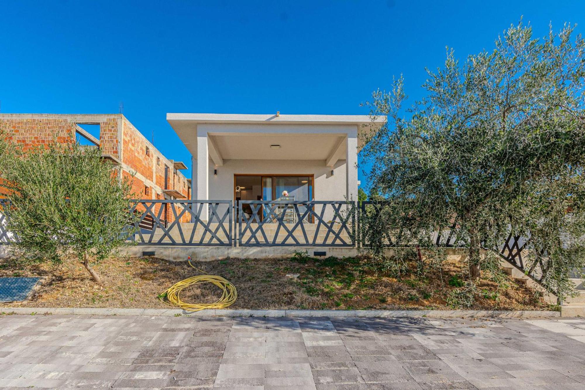 Holiday Home Lucy Pakoštane Exterior foto